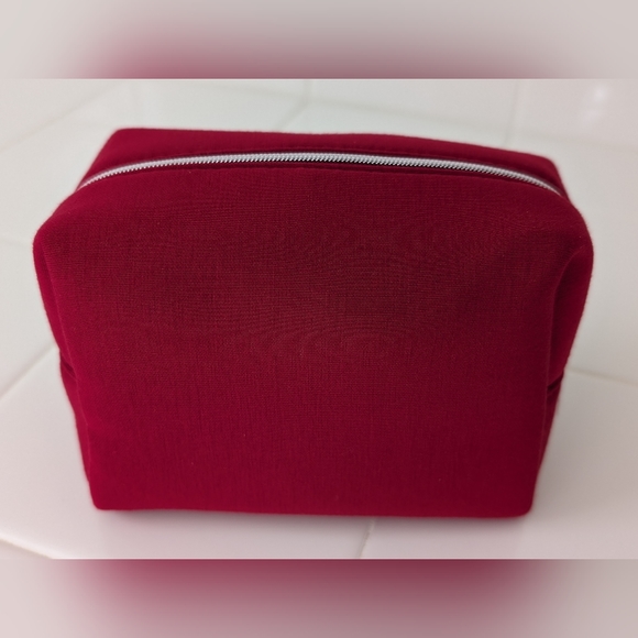 Dior red cosmetics bag, NWT - Picture 5 of 8